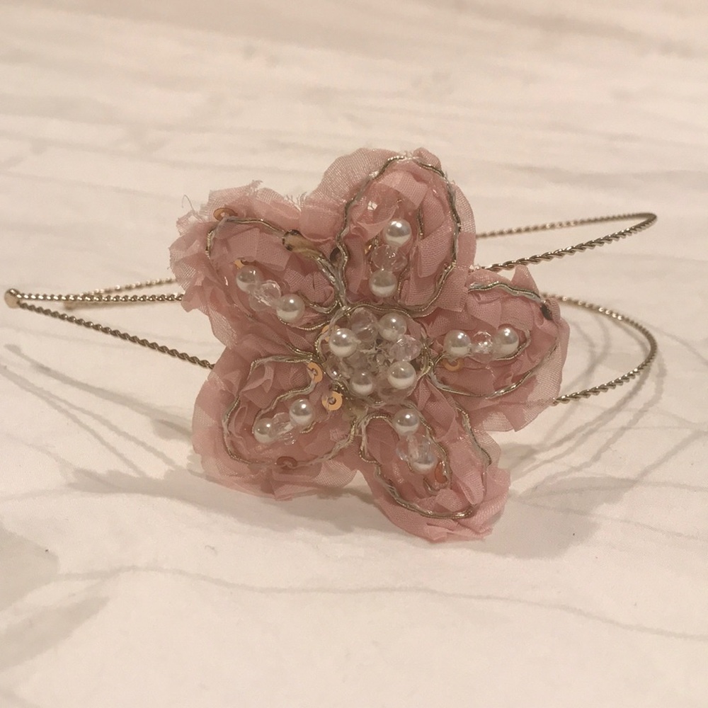 GORGEOUS FLOWER HEADBAND🌸